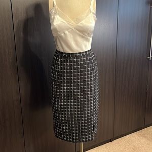 Black box Straight Skirt